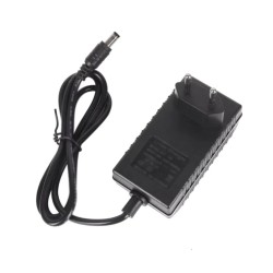 Acculader voor Navee Easyride 20 E20 E25 Easyride Pro of vergelijkbaar  - 1 Compatibel met Navee Easyride 20, E20, E25, Easyride
