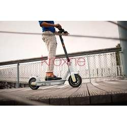 Ninebot KickScooter MAX G30LE II, entworfen von Segway - 40 km Autonomie. Segway - Ninebot - 5 - Robusteres Chassis, breiter. - 