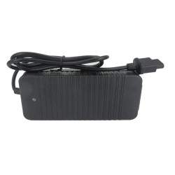 Nabíječka baterií pro elektrický skútr NiU KQi 2, NiU KQi 2 Pro, NiU KQi 3 nebo podobné NIU - 5 Nabíječka baterií pro elektrický