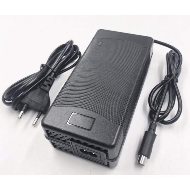 Oplader voor Xiaomi Mi3, Pro2, Essential, 1S of soortgelijke scooters Xiaomi - 5 Oplader voor Xiaomi Mi3, Pro2, Essential, 1S of